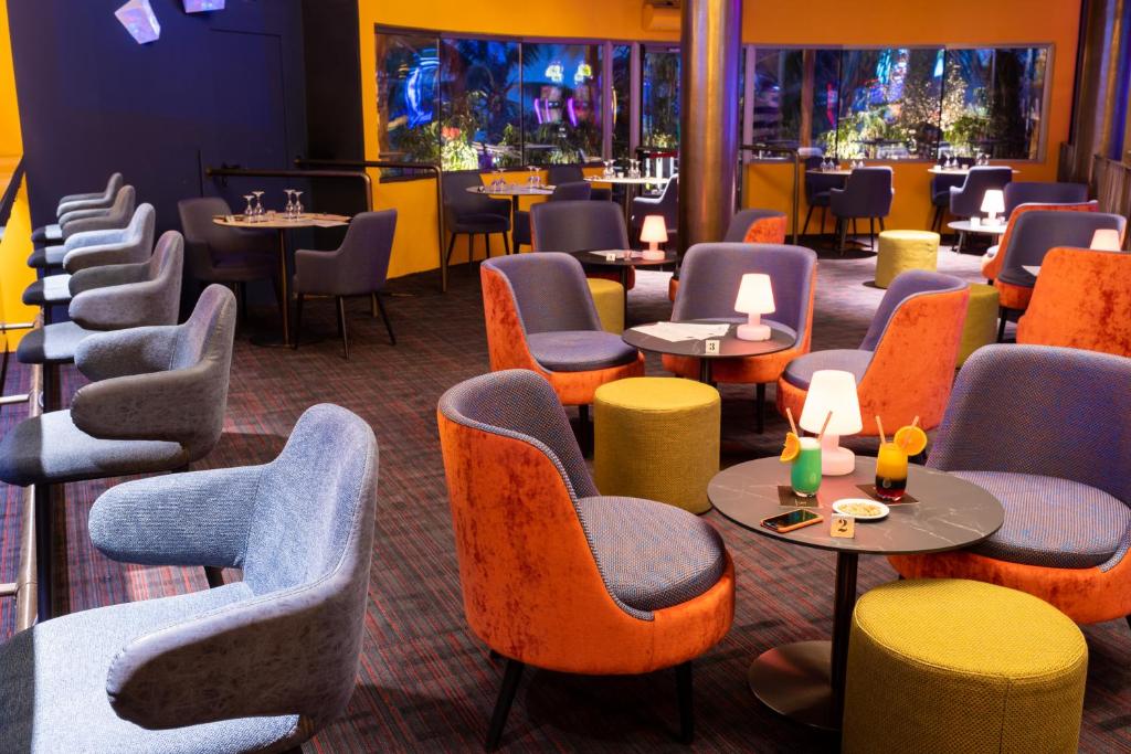 Espace lounge d’un hôtel 5 étoiles à Dakar