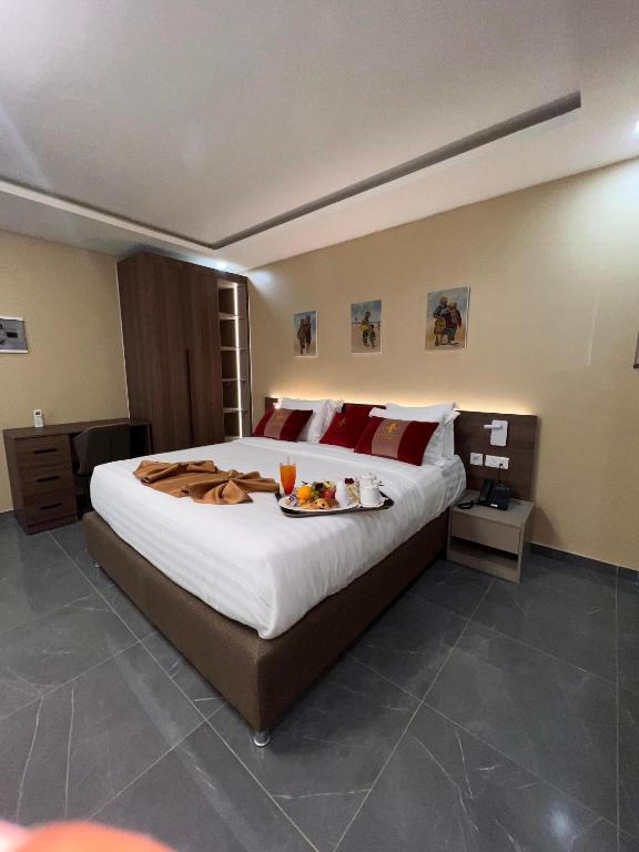 Chambre double d’un hôtel à Dakar